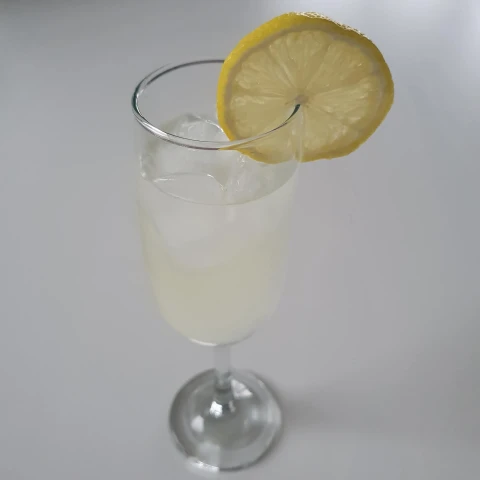 Limoncello Spritz