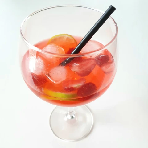 Strawberry Lime Spritz